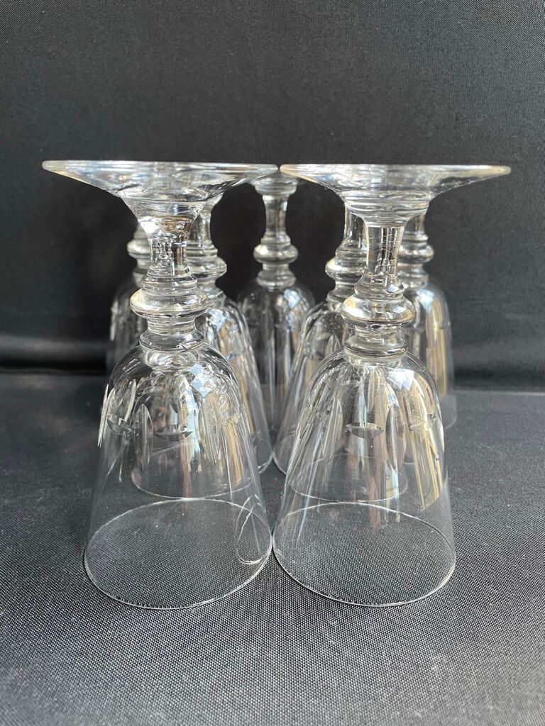 Blown and cut crystal glasses