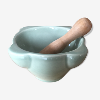 Mortar and pestle