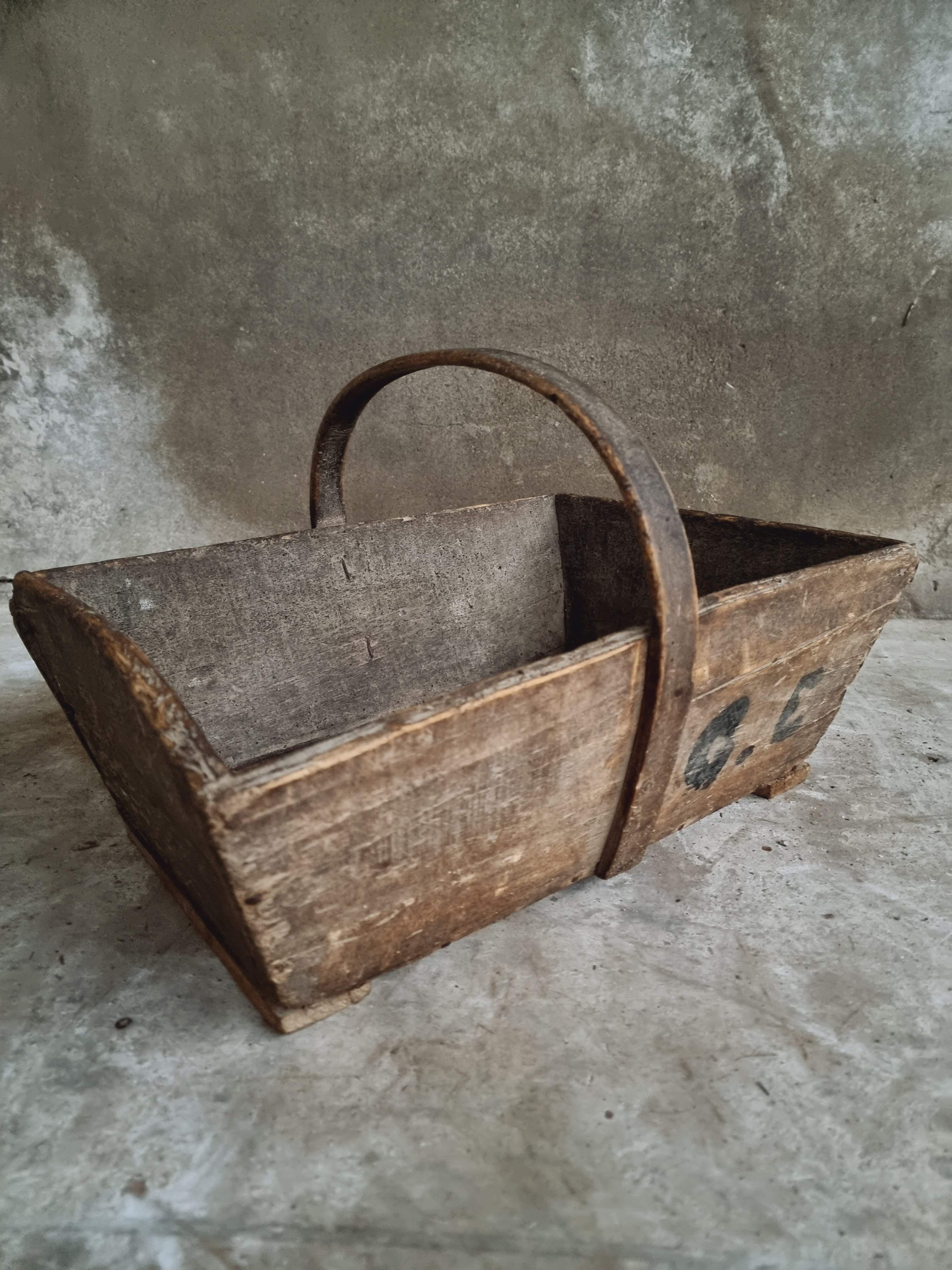 Antique picking basket harvest tray picking basket french