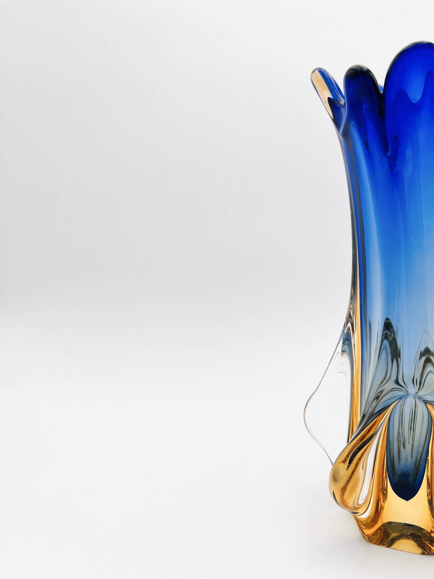 Murano Sommerso Vase Sculpture Chambord Model Blue Amber 26cm