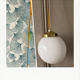 Suspension globe vintage opaline et doré