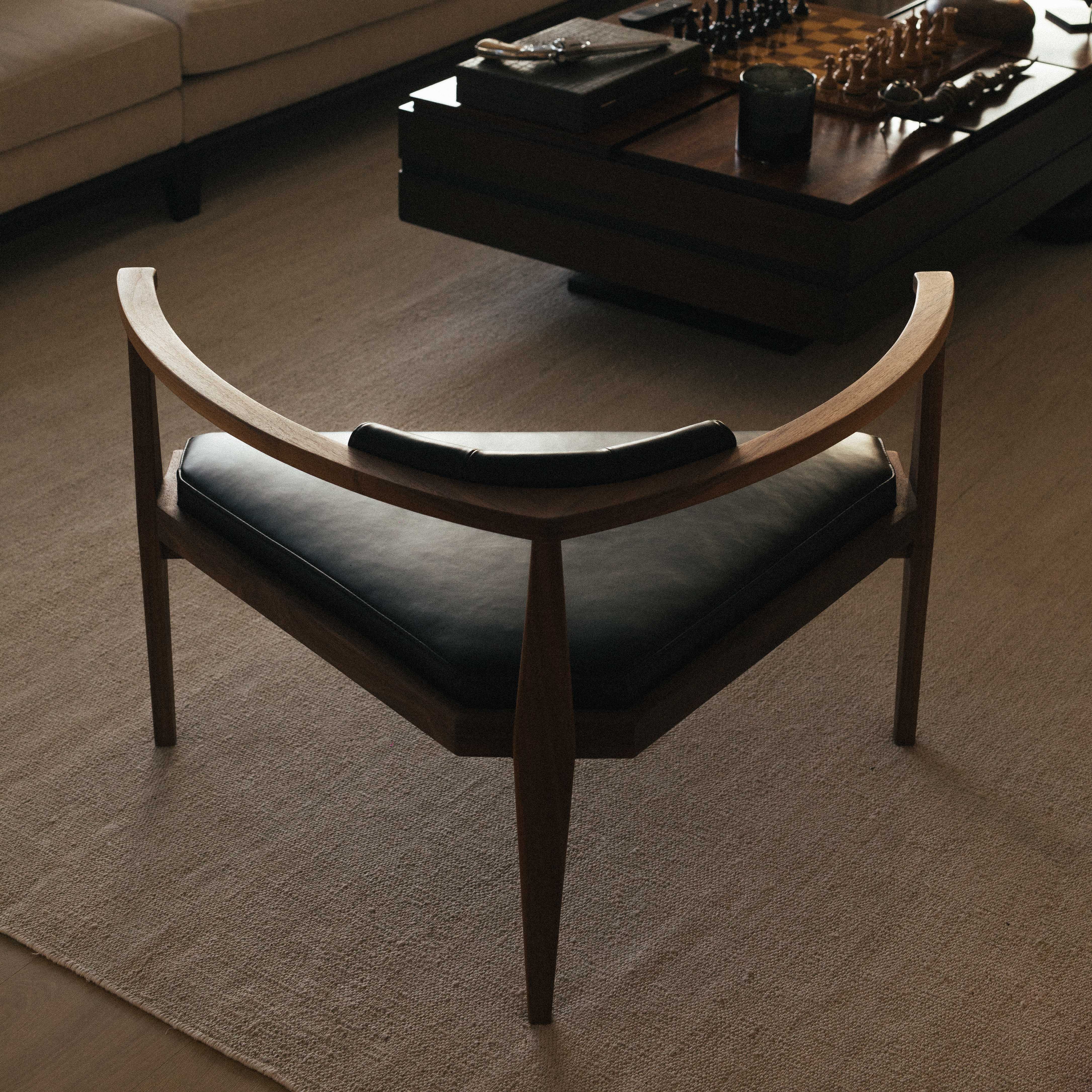 Martin Gillis Studio chair 2023