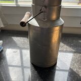 Milk pot
