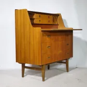 Bureau secrétaire danois en teck, années 1960