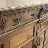 Buffet anglais en noyer des années 1950