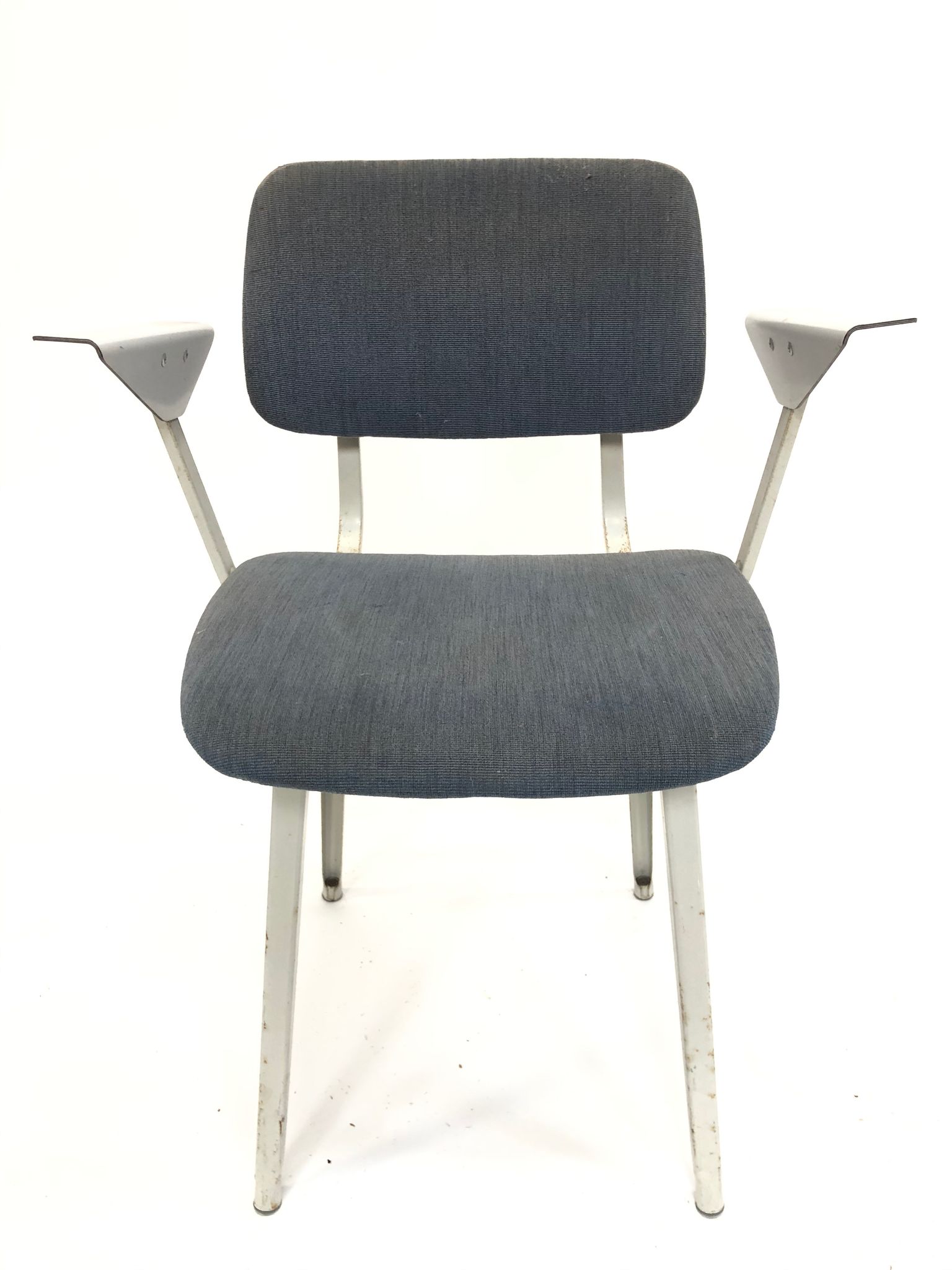 Circle Friso Kramer Revolt Ahrend vintage chair with designer armrests