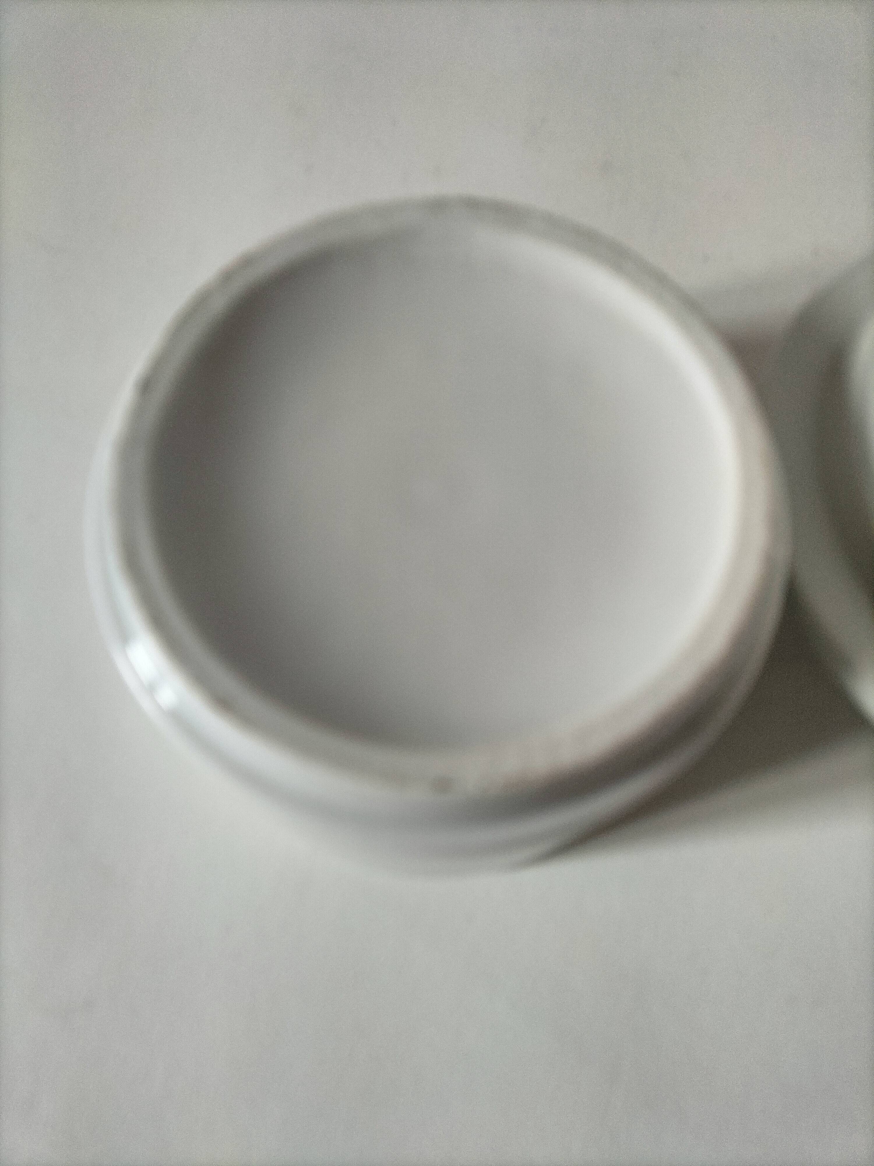 Vintage water butter dish in white porcelain - sleek design