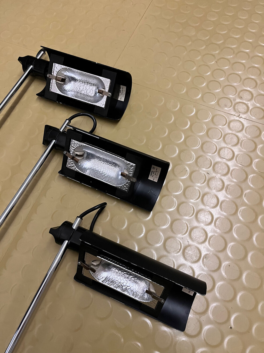 3 Ceiling lights / Wall lights Oluce – ADIM – Vico Magistretti – Chrome metal