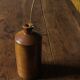 Bouteille à liqueur bec verseur grès vintage Bourne Deney