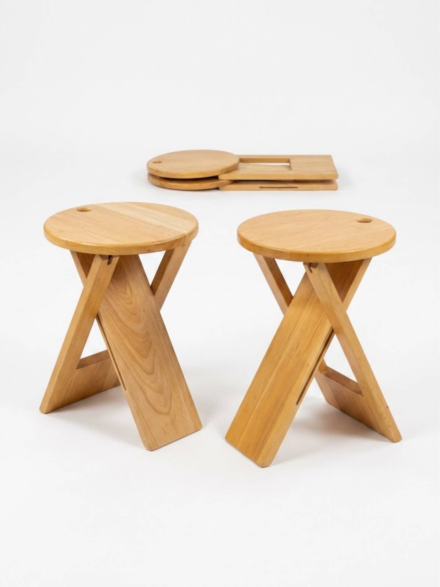 Paire de tabourets pliants "Suzy" – Adrian Reed (Années 80)