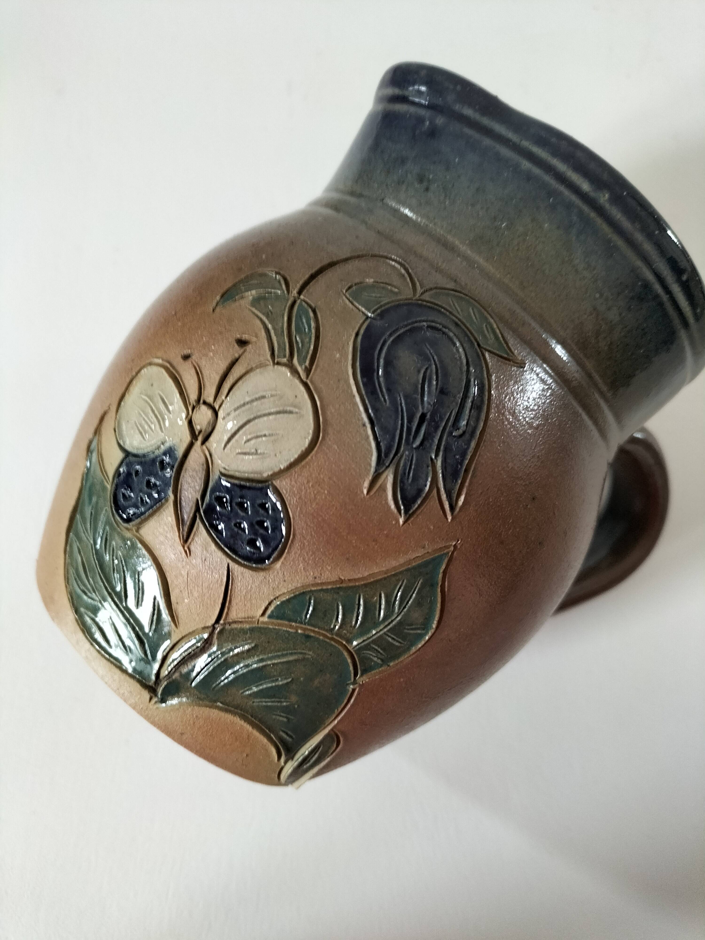 Stoneware pitcher from Poterie des Mottes, Saint Amand en Puisaye (Burgundy)