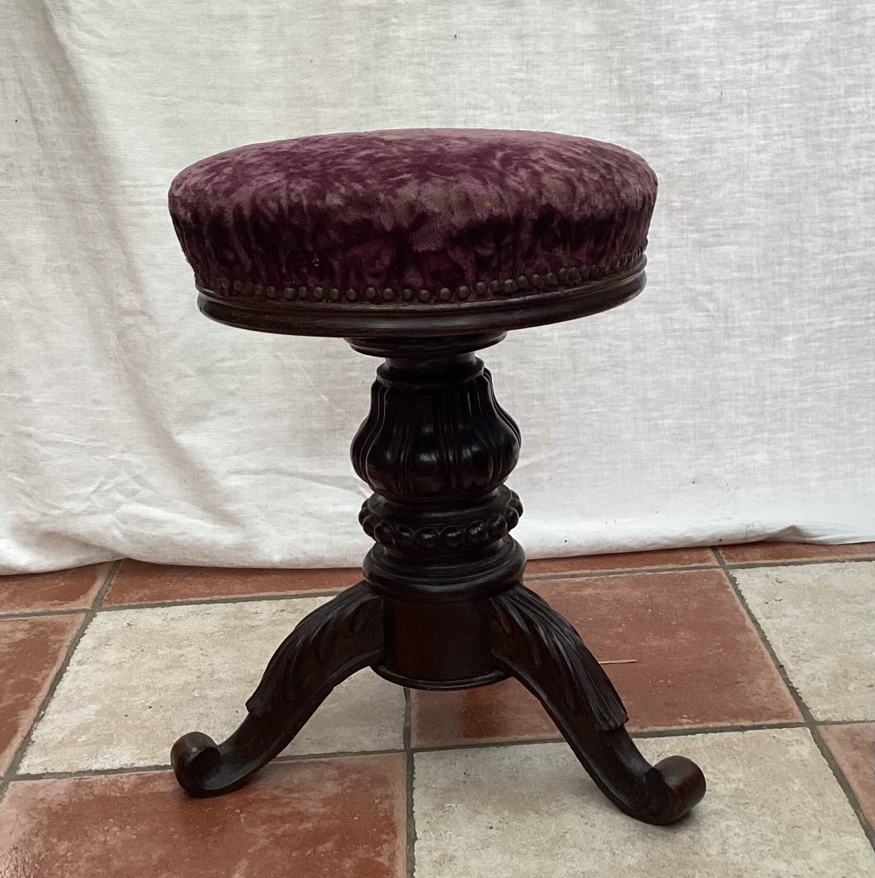 Napoleon III piano stool dimension: height -55cm- diameter -35cm-