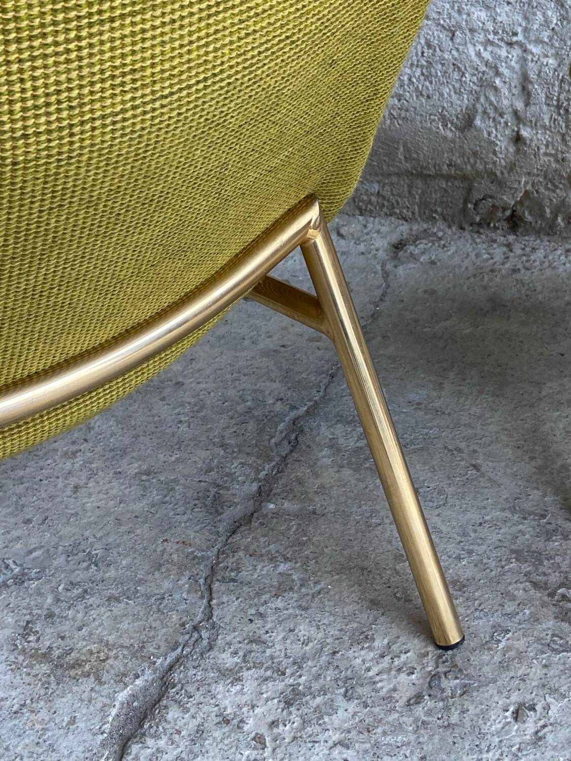 Pair of SK 660 lounge chairs, Pierre Guariche