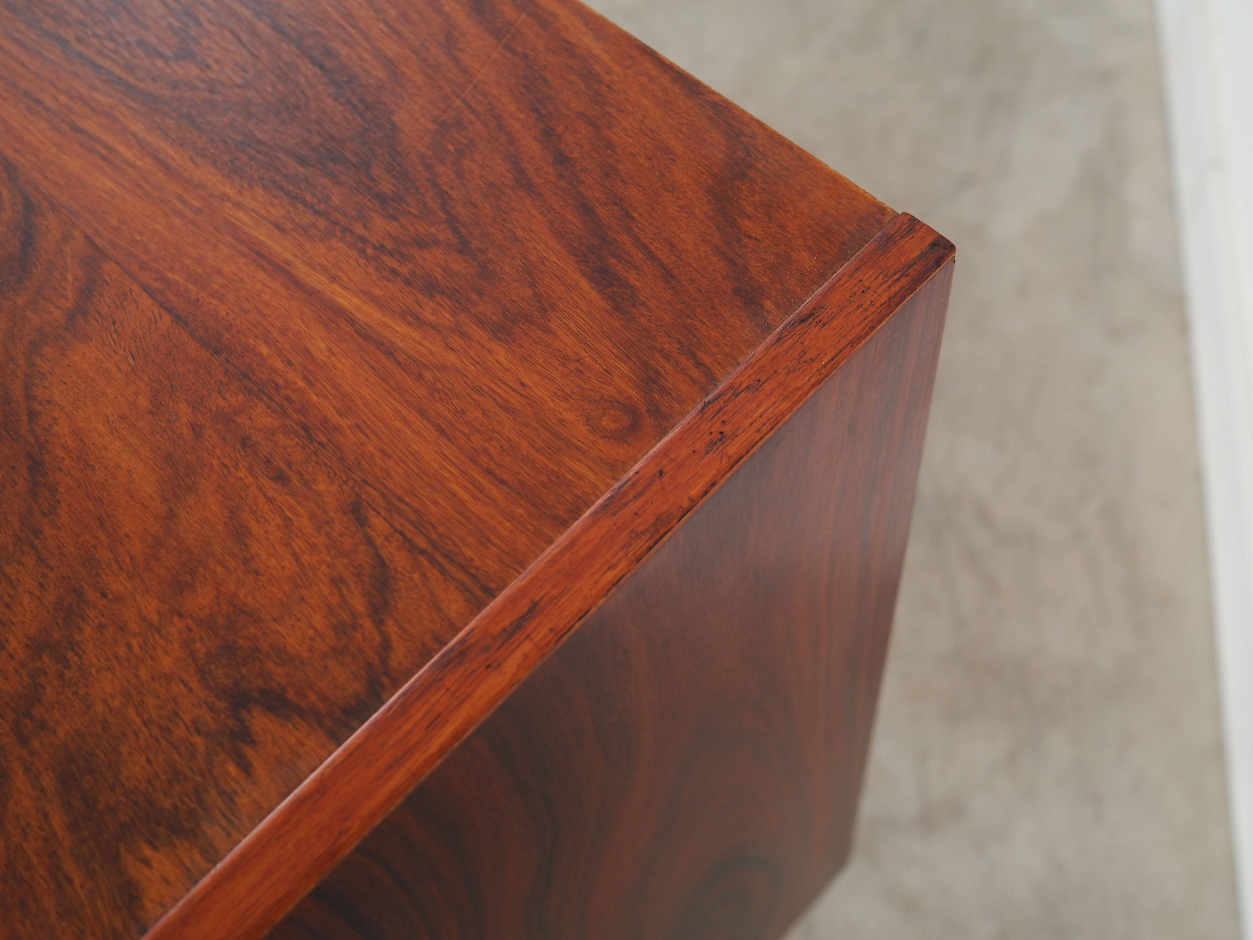 Rosewood showcase, Danish design, 1970s, production: Denmark