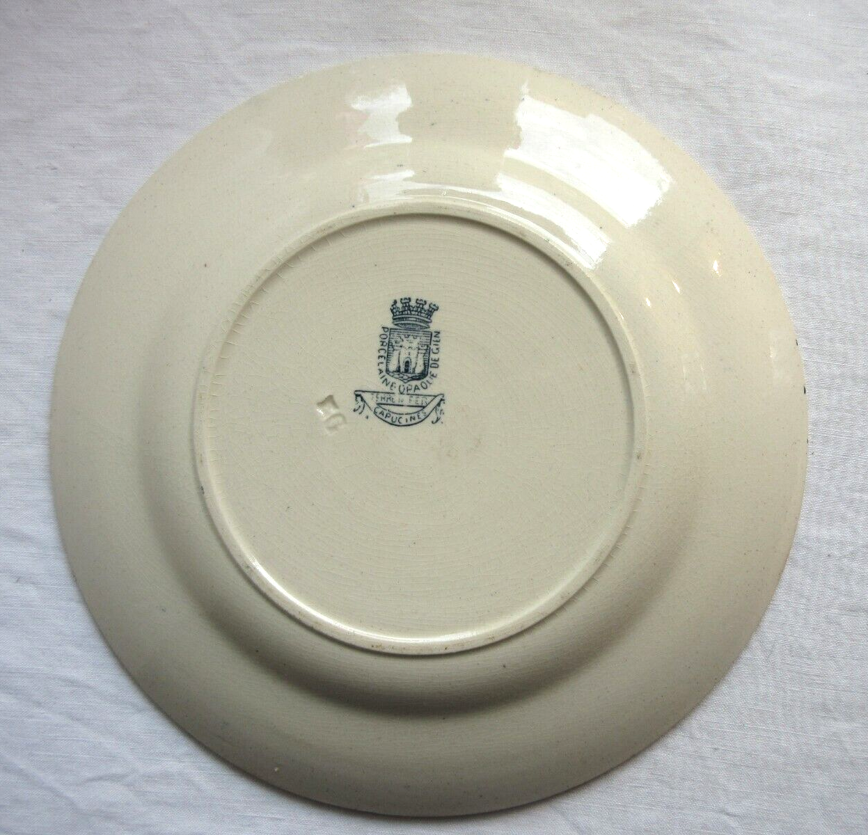 Dessert plate signed gien: capucines model in grey-blue