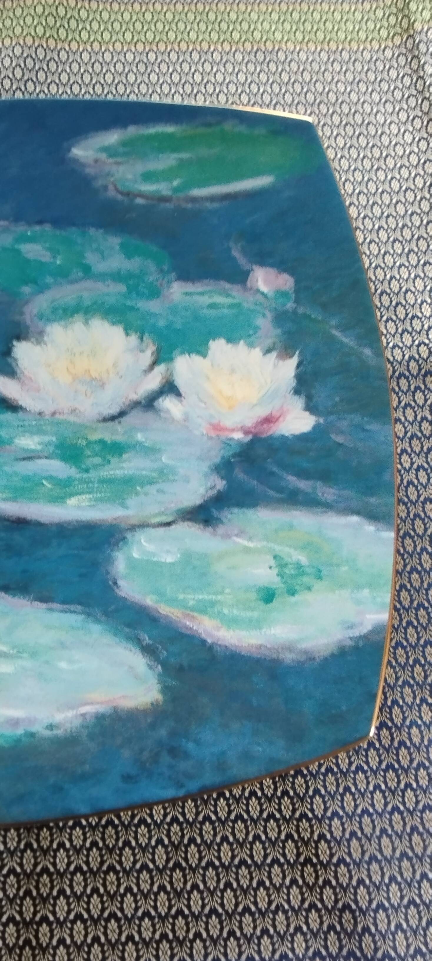 Square bowl in Lunéville Saint Clément earthenware, Monet's Water Lilies decoration.