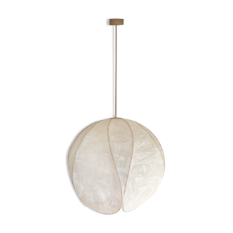 Paper and rattan suspension