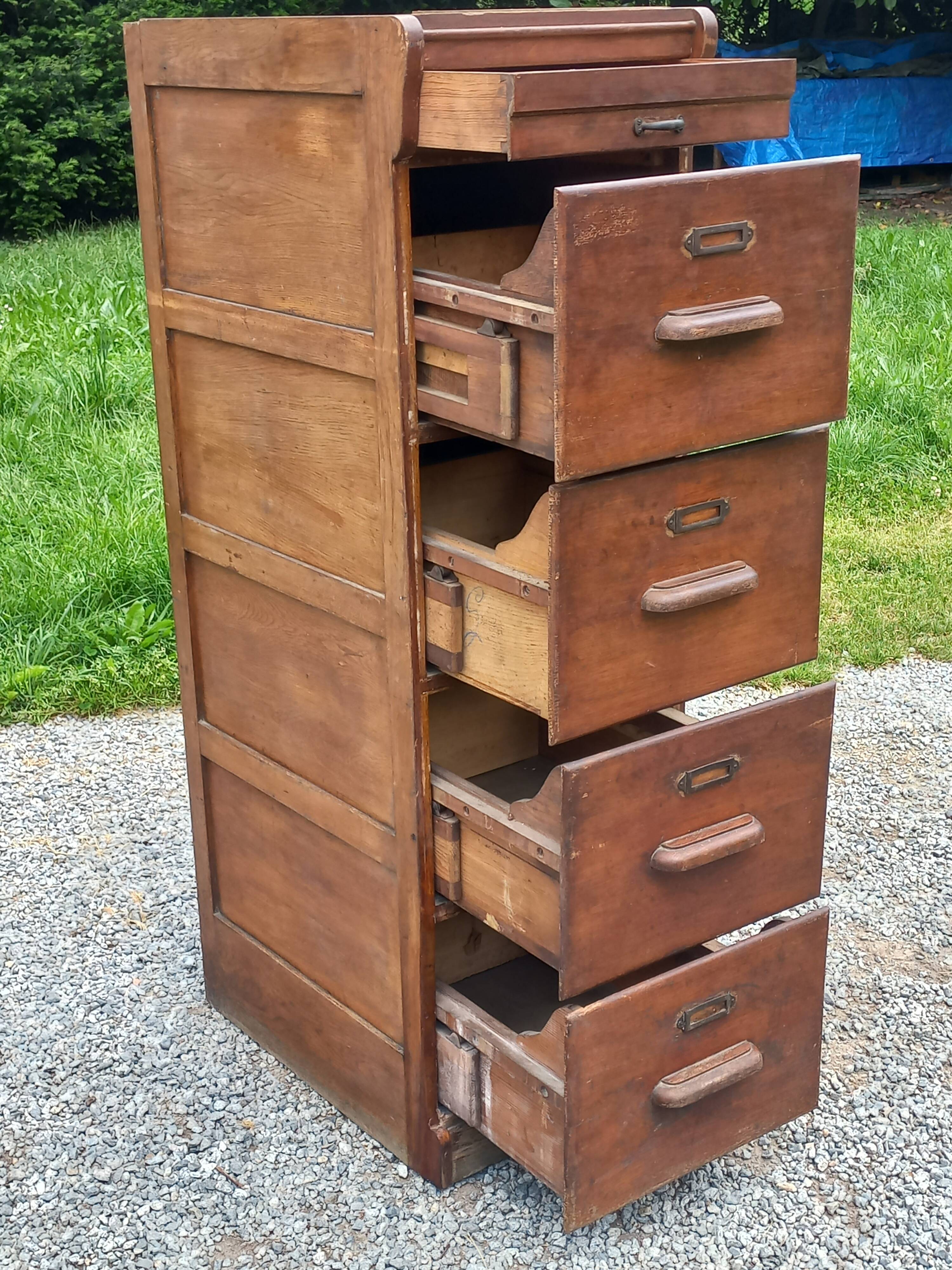 Oak craft cabinet with 5 drawers from the 1930s/1950s