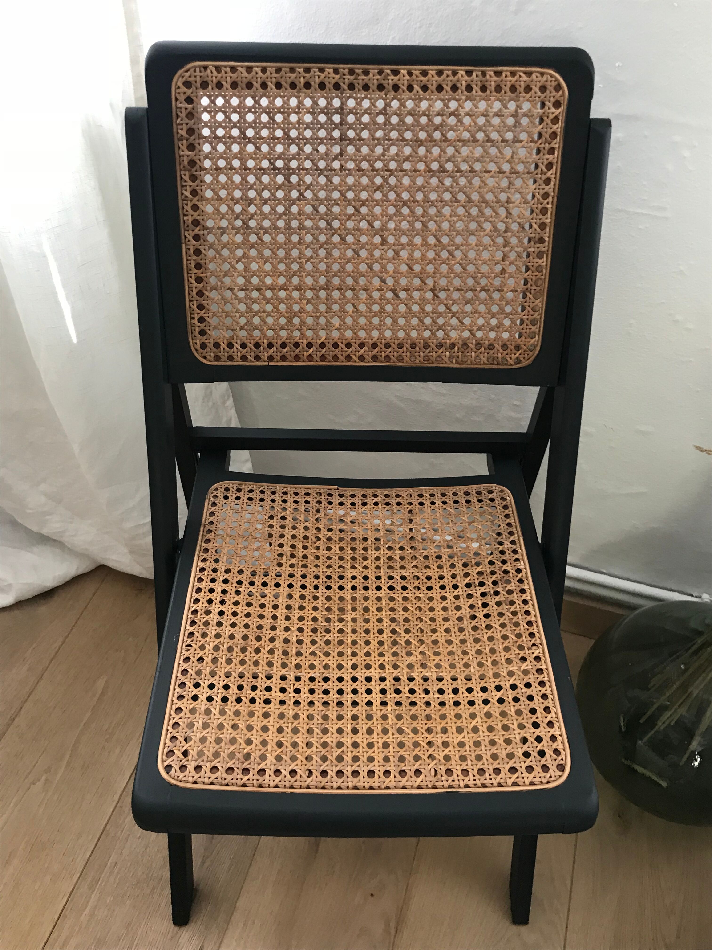 Year folding chair vintage