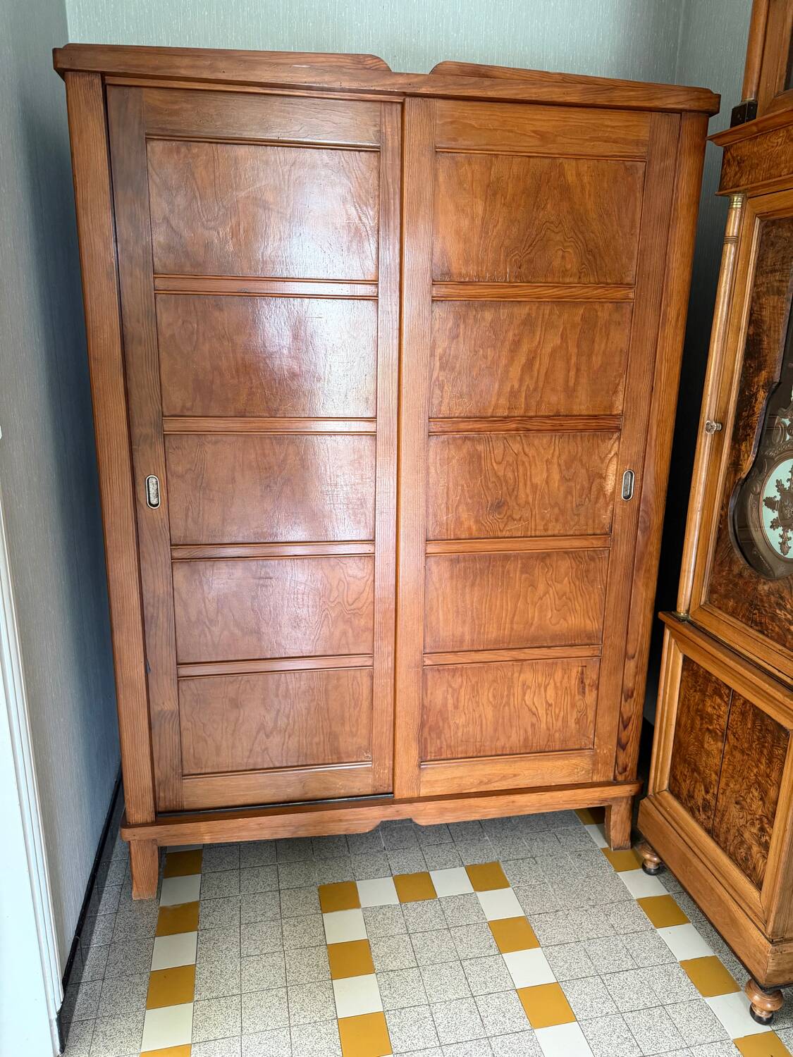 Design wardrobe by René Gabriel in solid wood circa 1945.