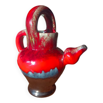 Wine pitcher