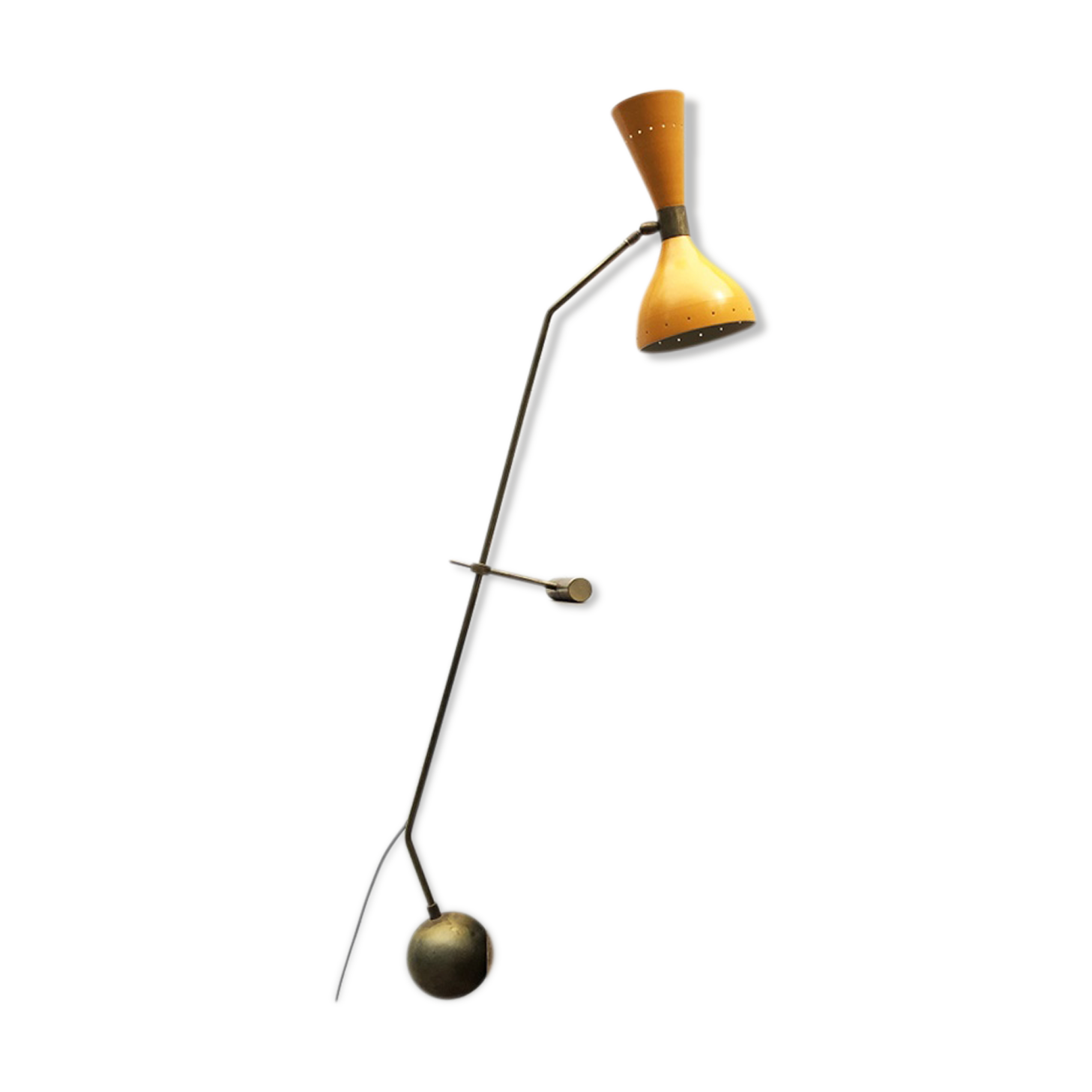 Counterweight diabolo lamp to be installed, double lampshade