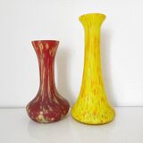 Ensemble de deux vases en verre marmoréen