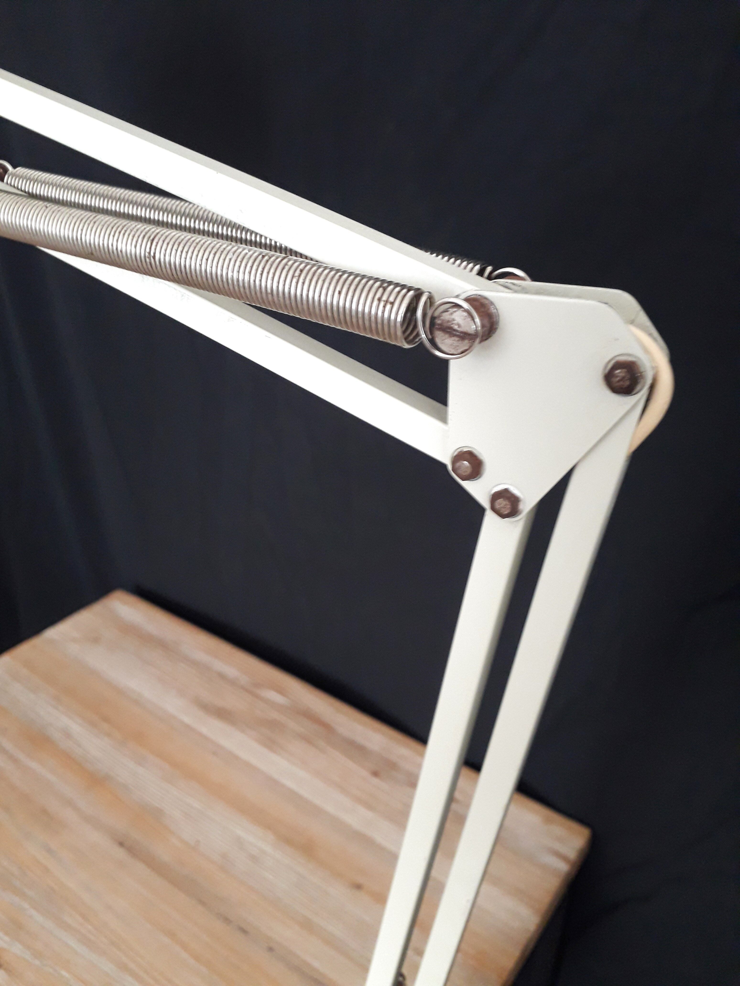Architect's articulated lamp - 2 arms - Beige lacquered metal - 1960
