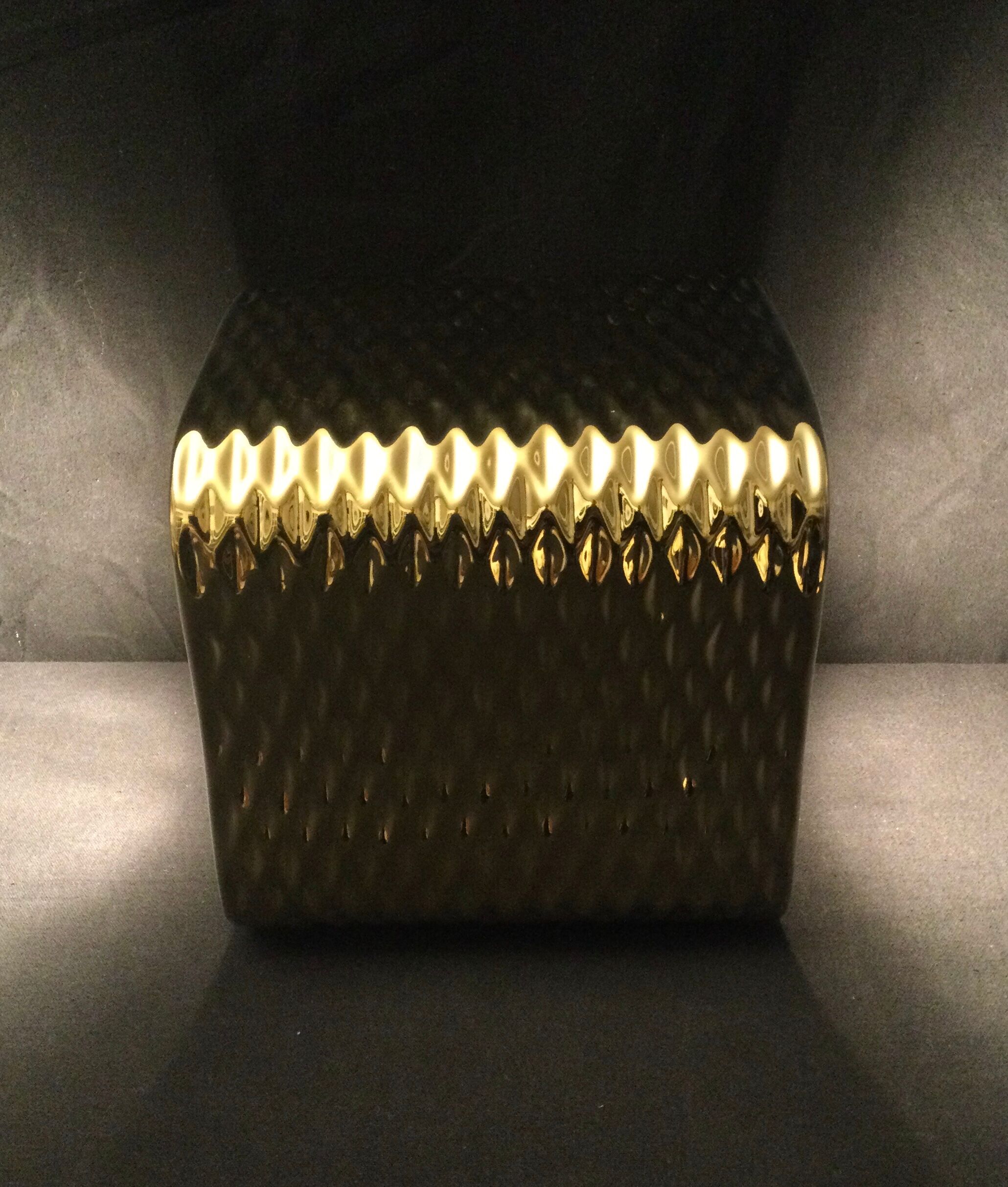 Golden ceramic cube wall light