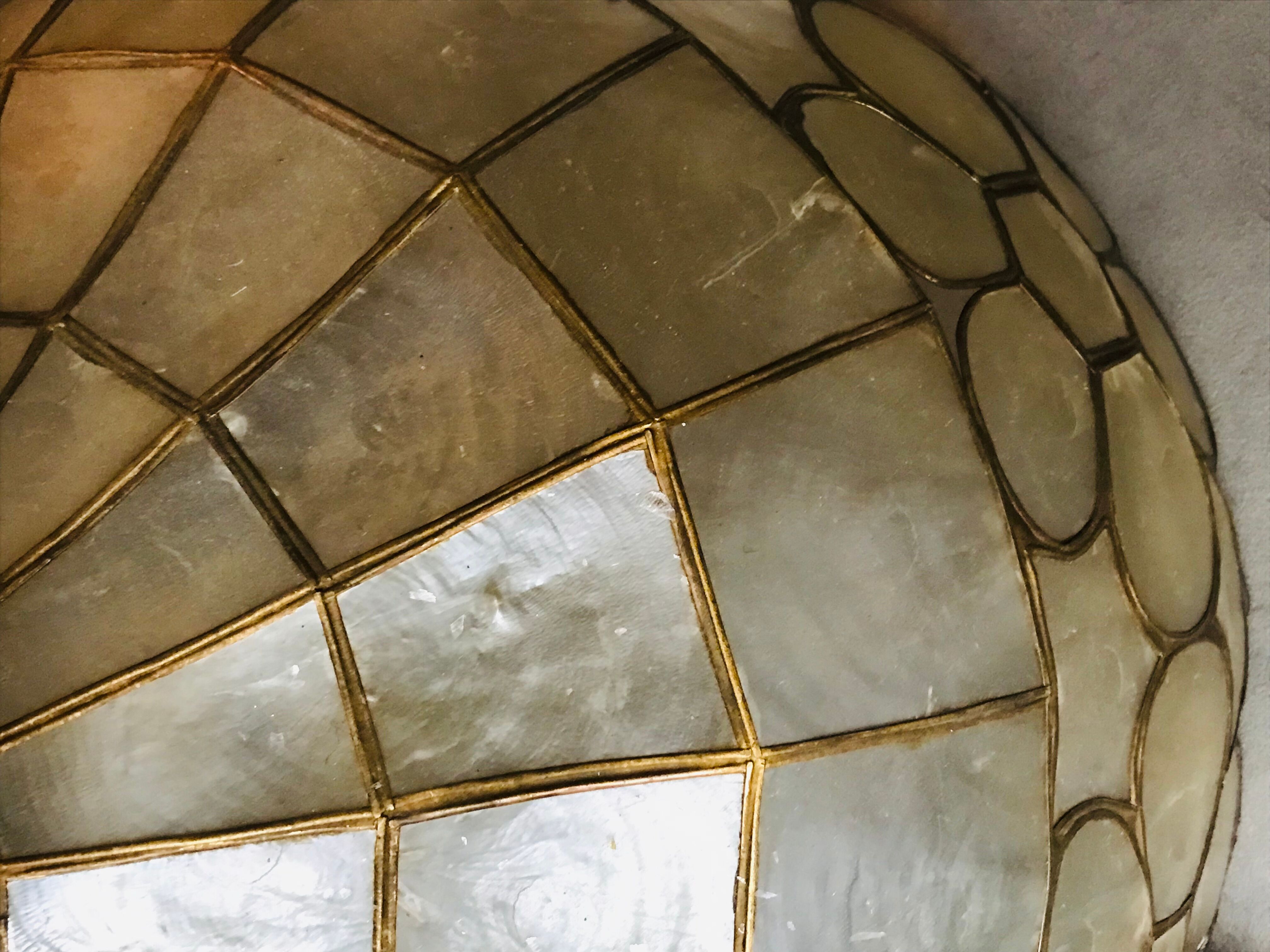 Mother-of-pearl chandelier and brass shape flower 70s