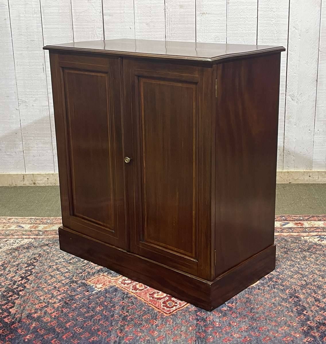 Buffet anglais en acajou des années 1930