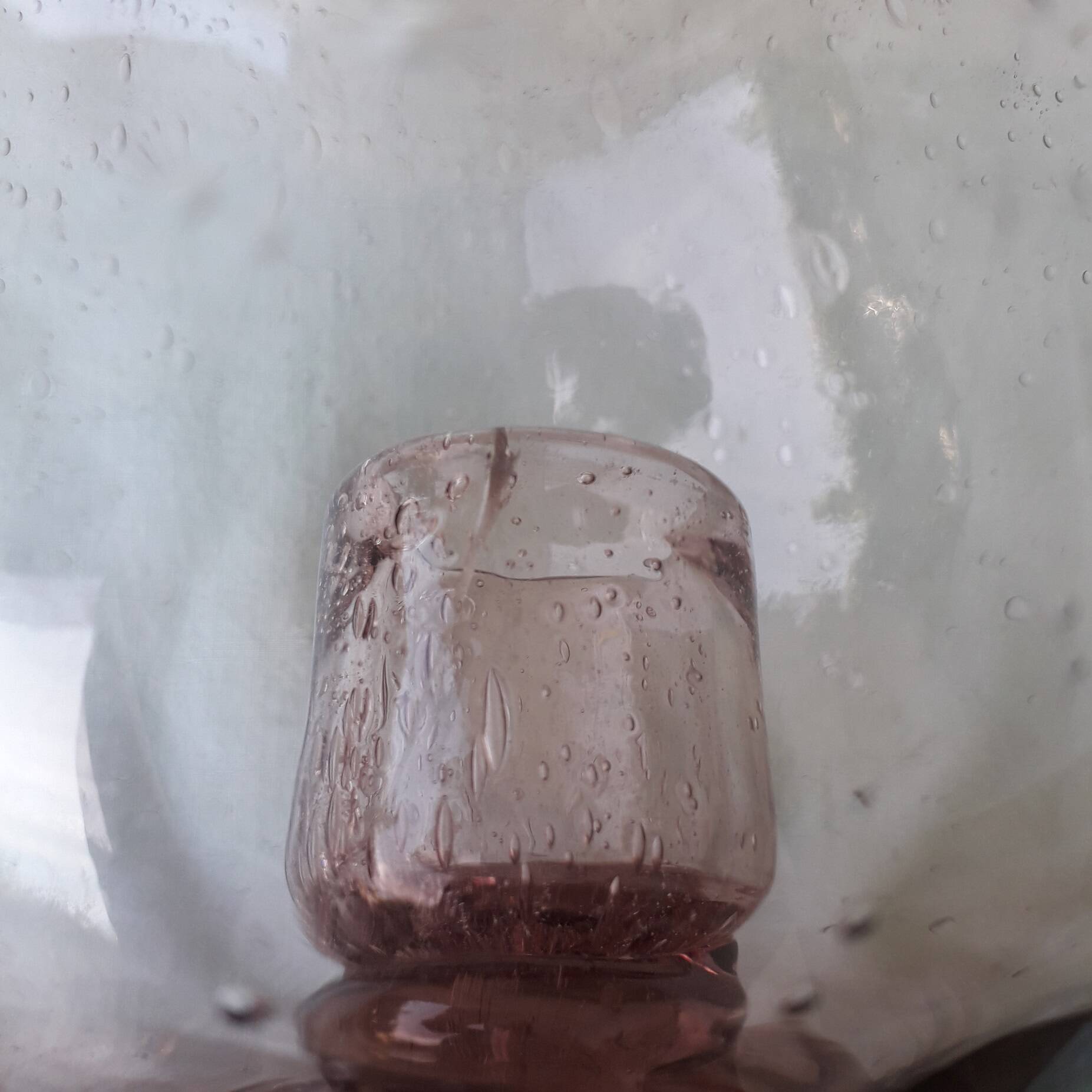 Bubble glass candle holder