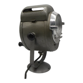 Cremer Projector