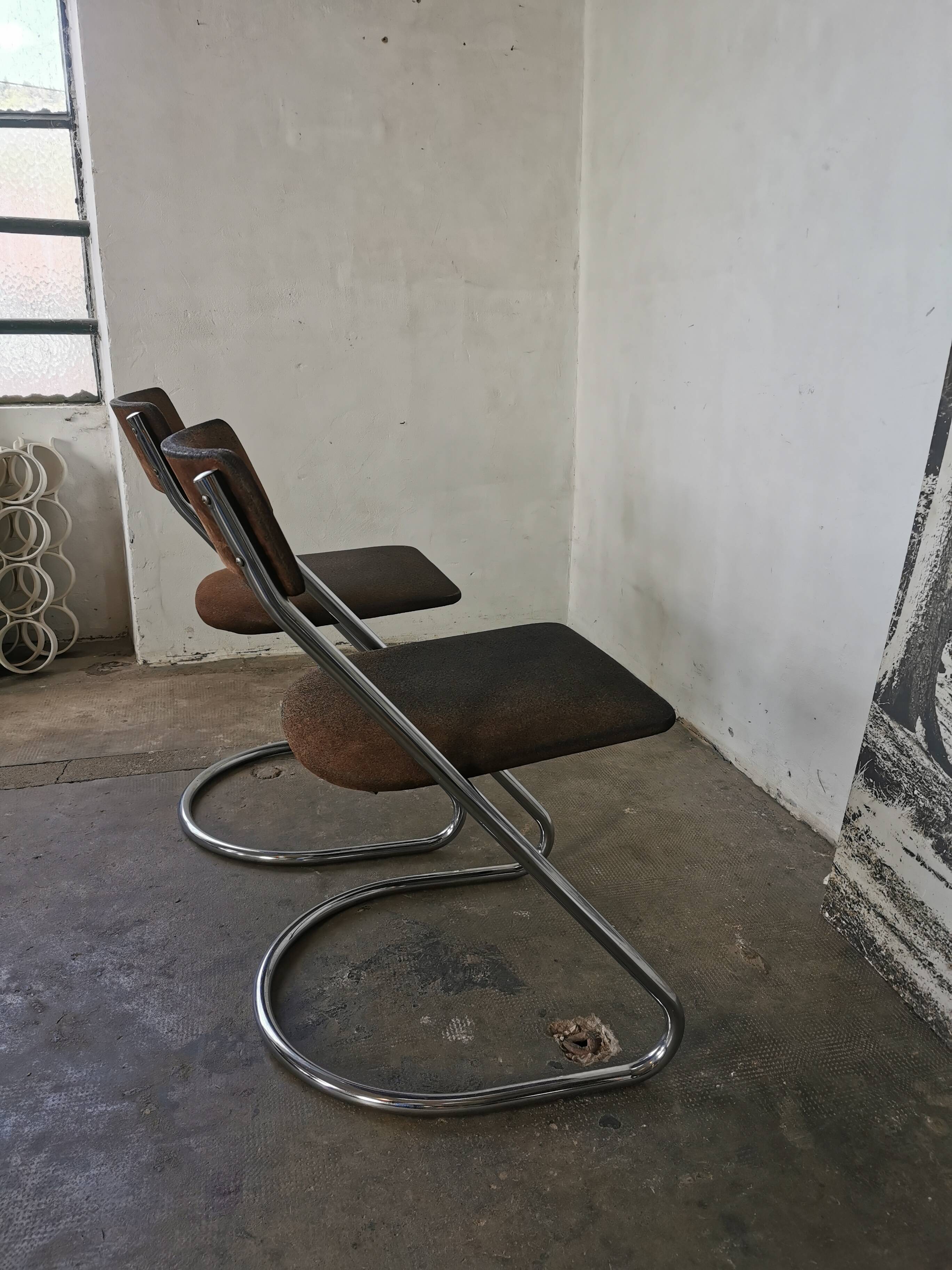 Pair of 1970 cantilever chairs, chrome