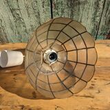 Mother-of-pearl and brass suspension