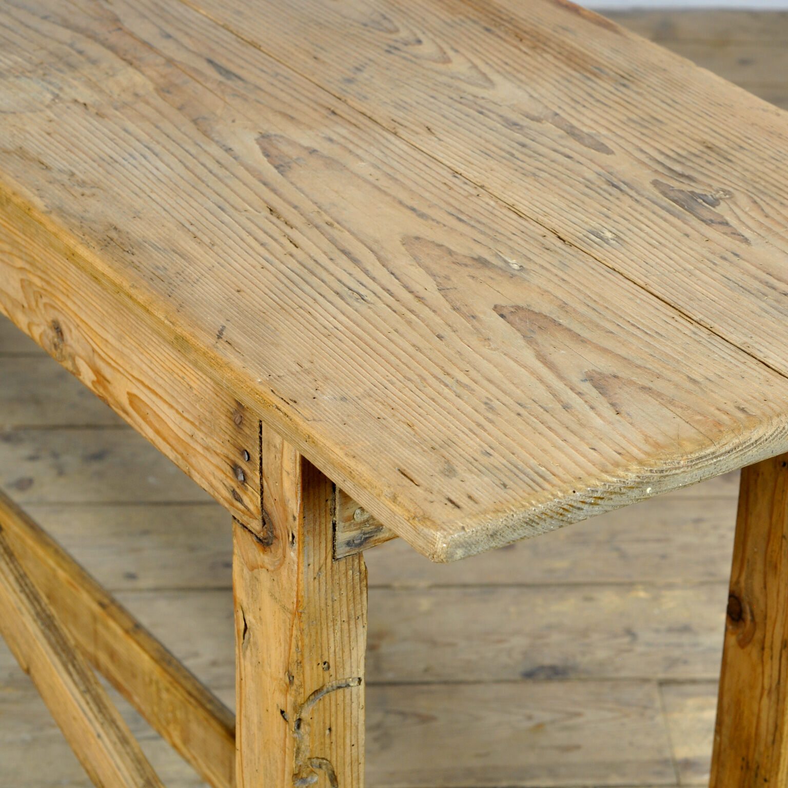 Pine hallway table, circa 1930