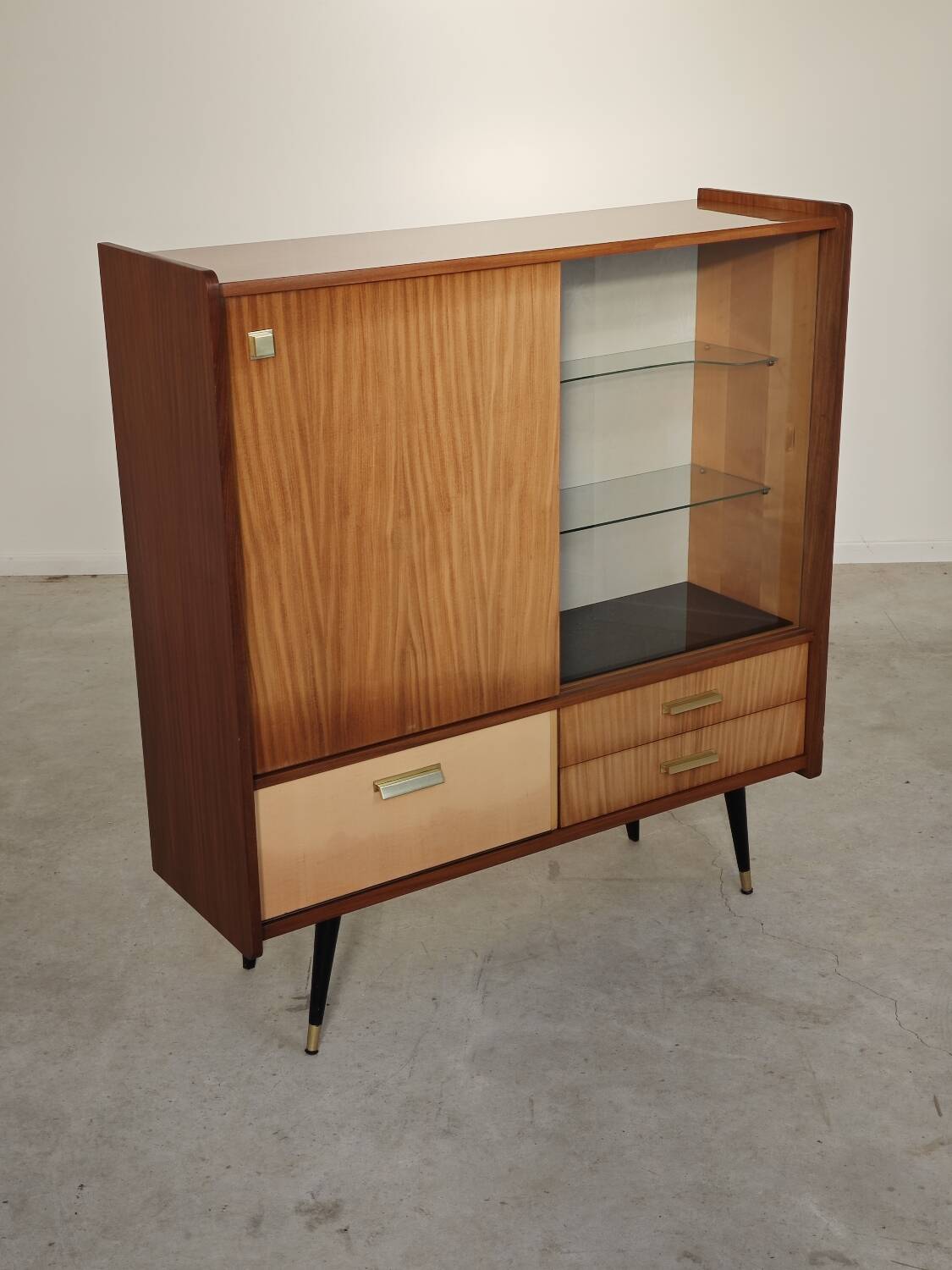 East German sideboard/glass cabinet from the 1960s