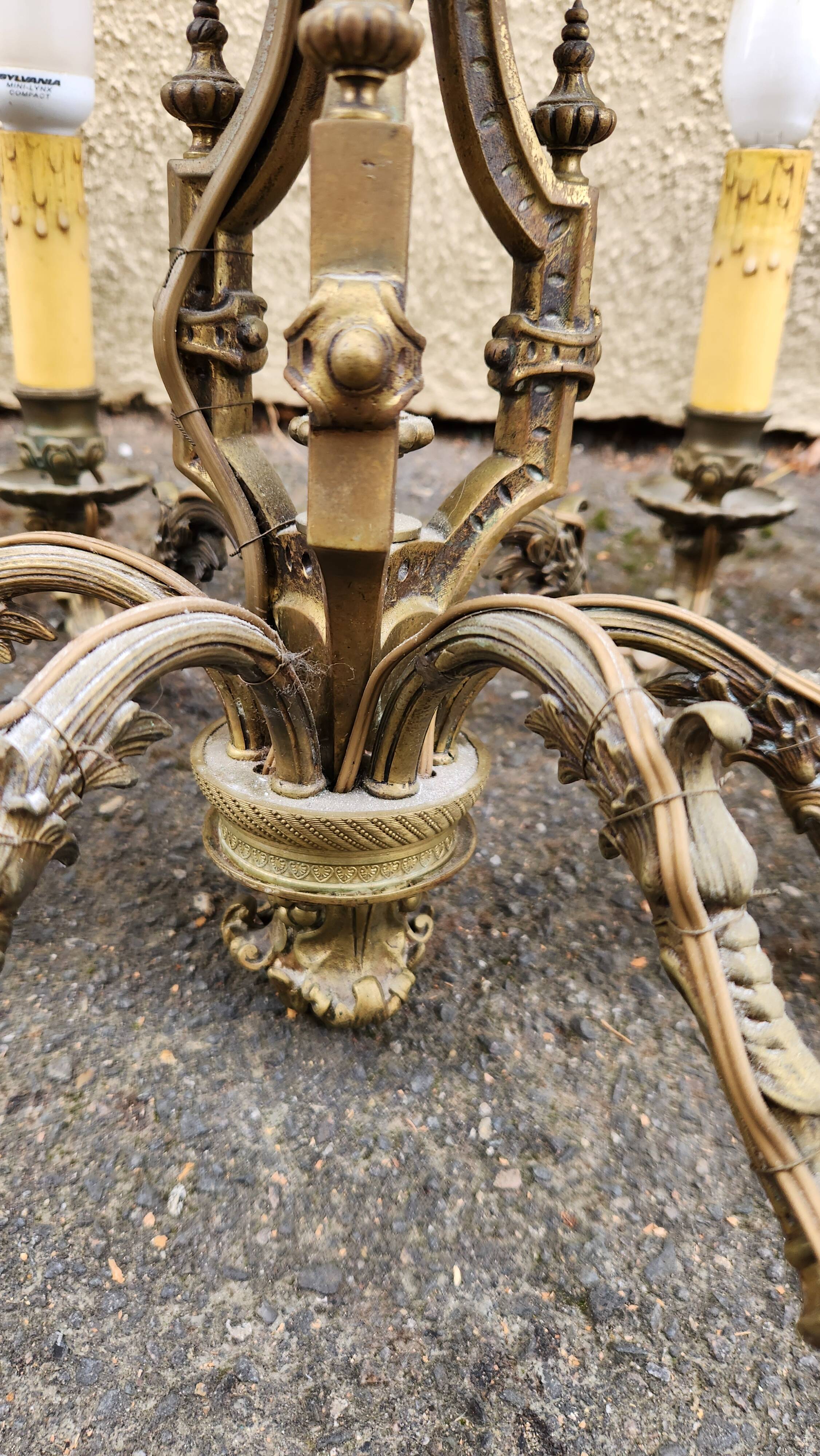 6-light bronze chandelier