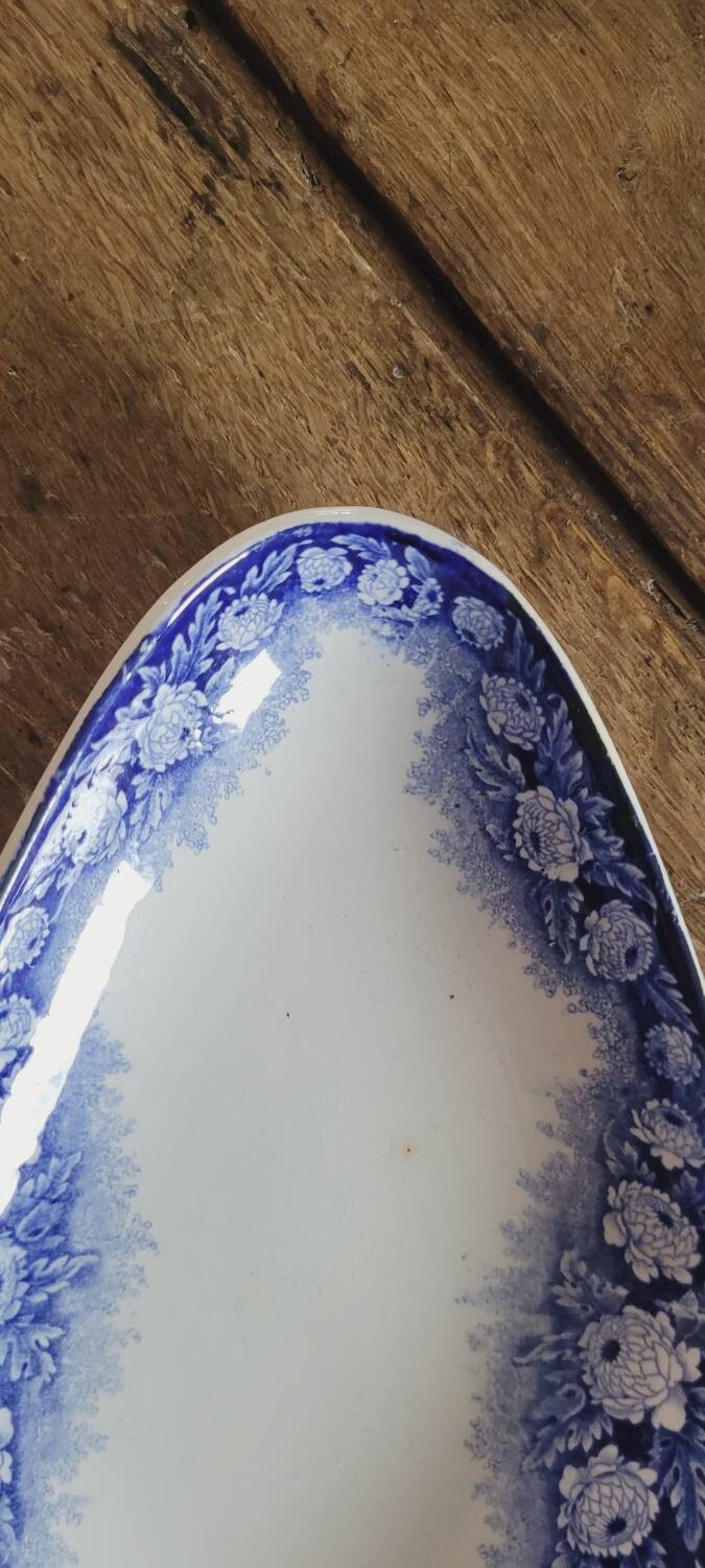 Late 19th century dish