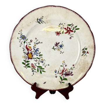 Large round patinated dish, Strasbourg model, Sarreguemines, 1880-1918