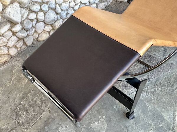 LC4 Cassina x Louis Vuitton édition limitée n° 0355/1000 – Charlotte Perriand & Le Corbusier