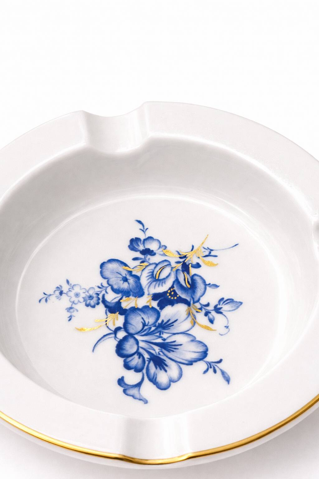 Circular Porcelain Ashtray from Meissen - Blue and Gold Floral Pattern
