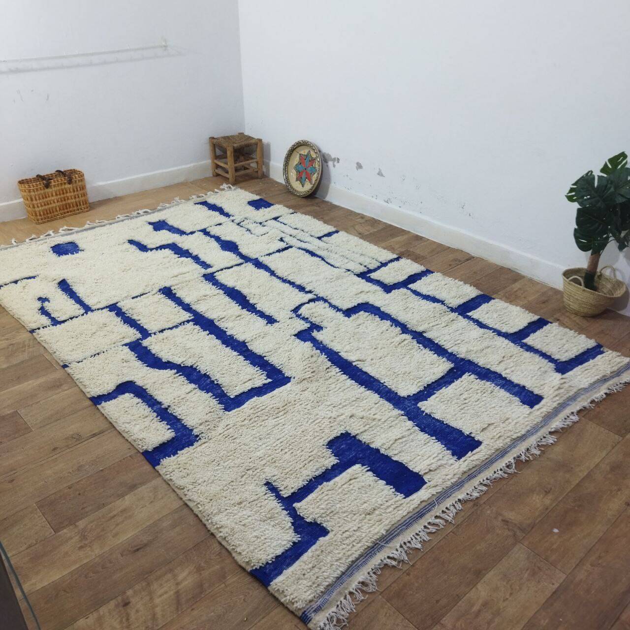 Azilal vintage rug 310x200 cm - Blue geometric patterns