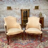 Paire de bergères en bois naturel de style  Louis XV XIXeme siècle