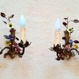 Appliques  laiton dore   fleurs porcelaine et branchages