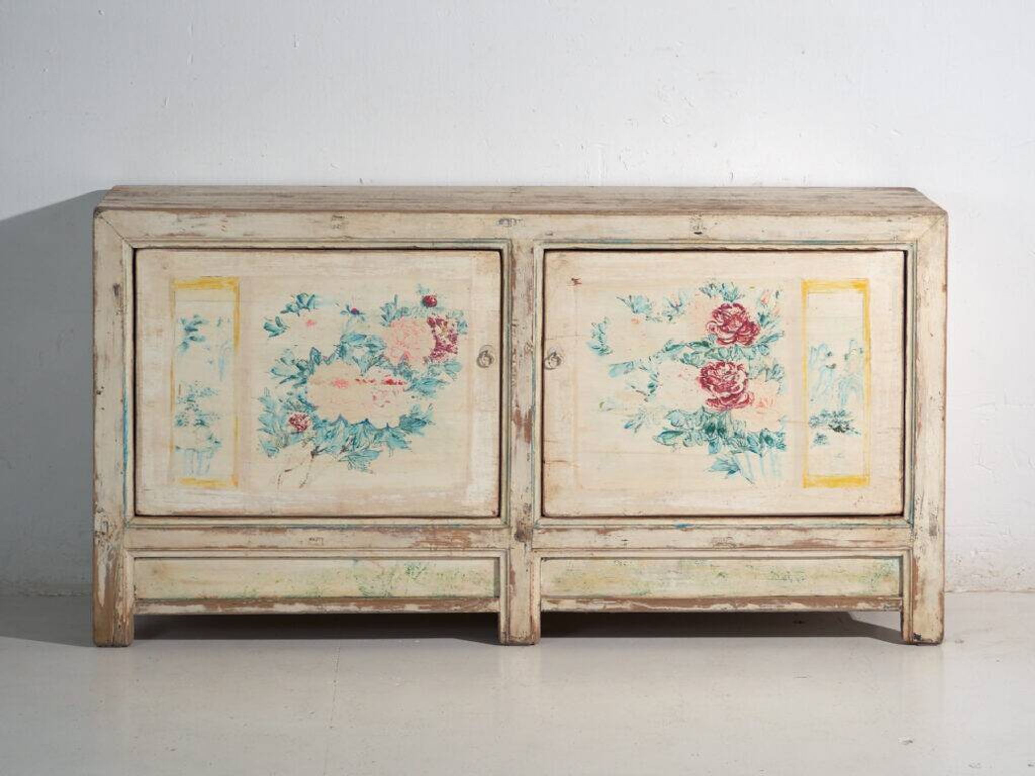 Antique buffet painted in pine wood – China, circa 1930