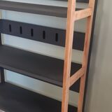 Bookseer folding shelf