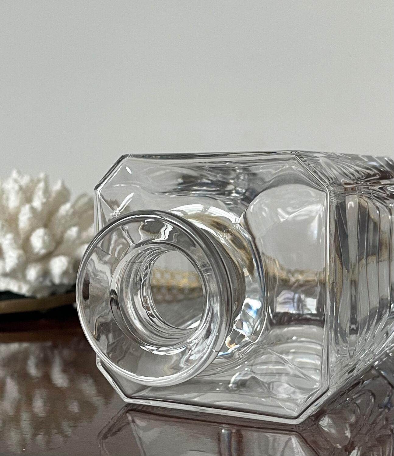 Crystal carafe and 4 glasses Daum France.