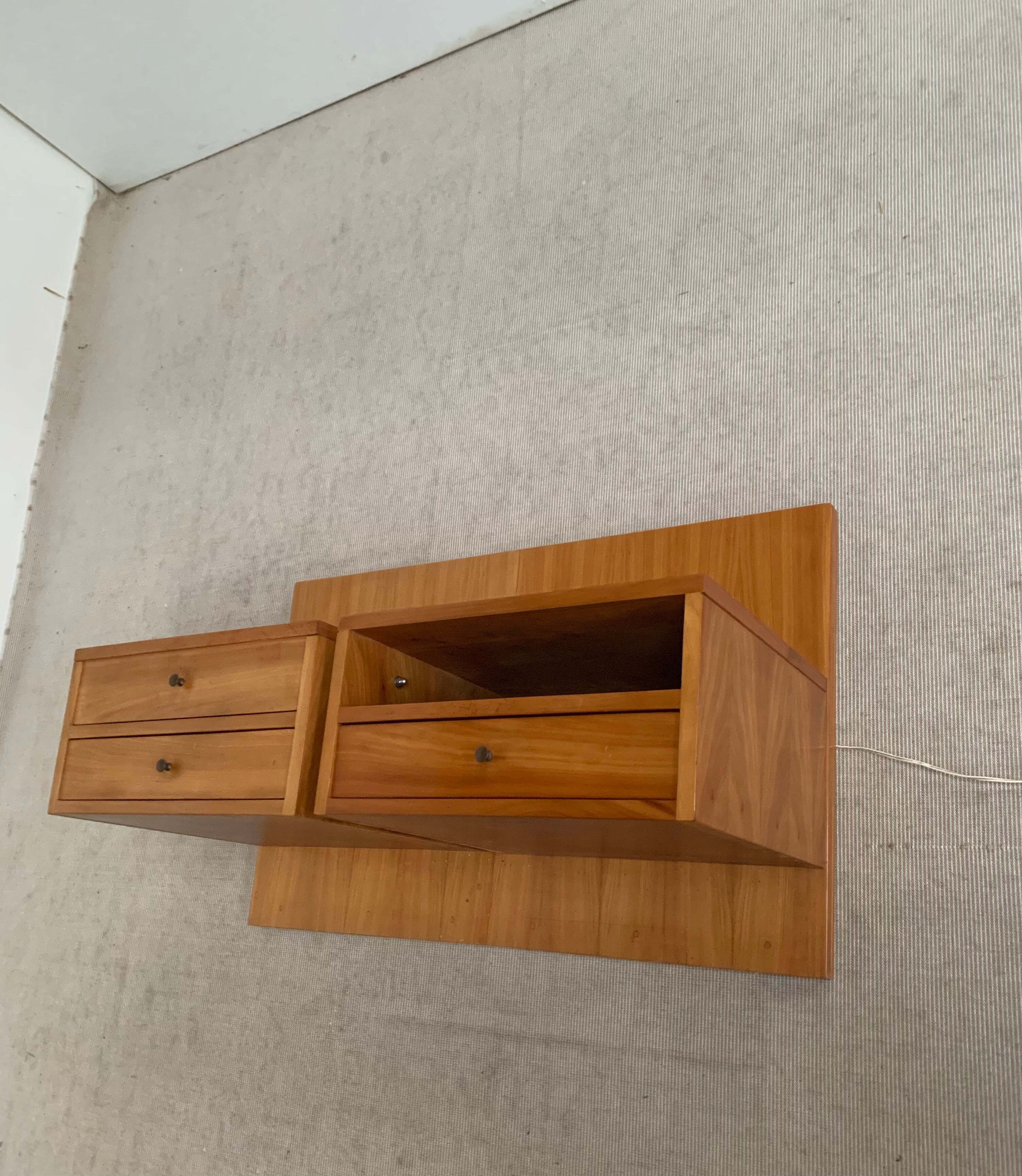 Hall -sidetable  vintage 1960  Belgium