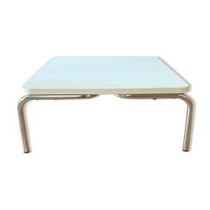 Chaises et table basse